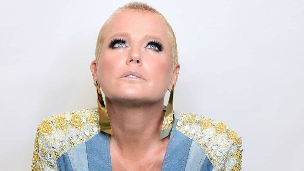 Aos 56 anos, Xuxa Meneghel se expõe ao perigo, coloca a vida em risco e o pior acontece