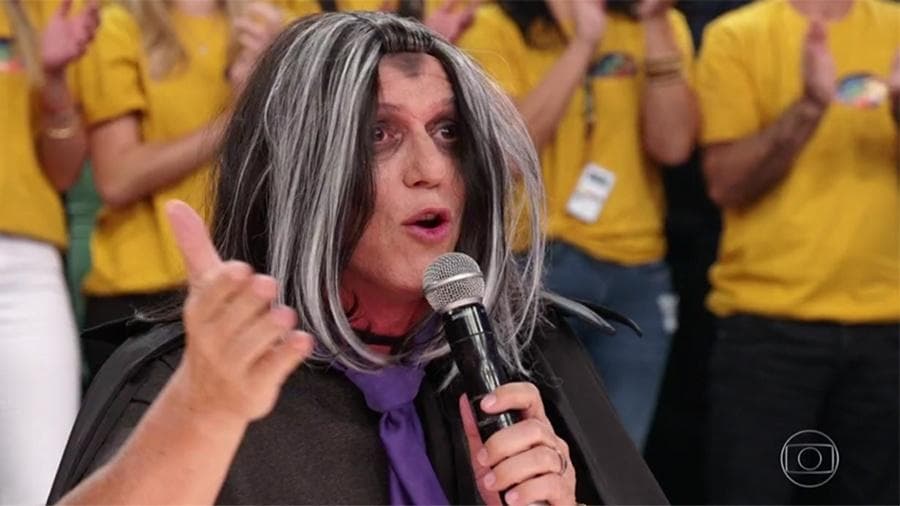 Ana Furtado não gosta nada da fantasia usada por Boninho no Domingão do Faustão e detona marido: ''Vergonha alheia''