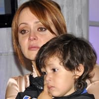 Gaby Spanic junto com o filho, Gabriel