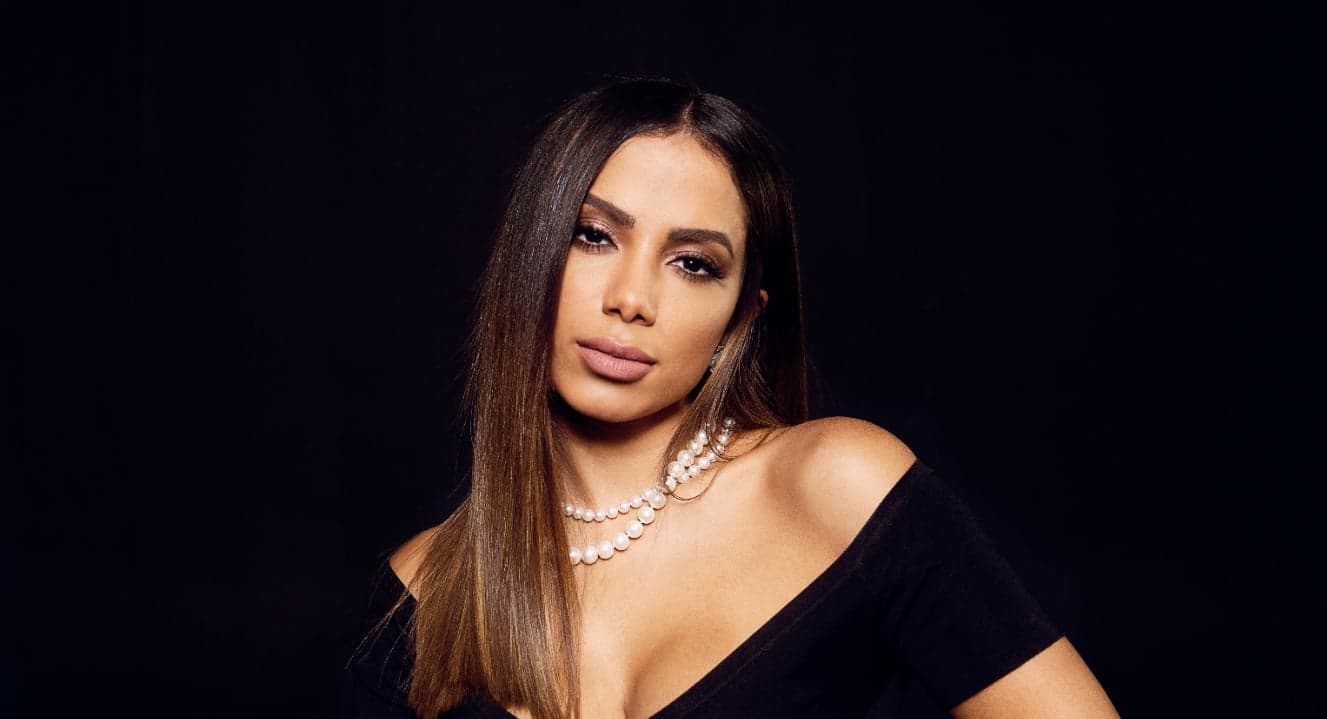 Anitta esclareceu que não vai lançar nenhuma música com Christina Aguilera (Foto: Reprodução) Anitta esclareceu que não vai lançar nenhuma música com Christina Aguilera (Foto: Reprodução)