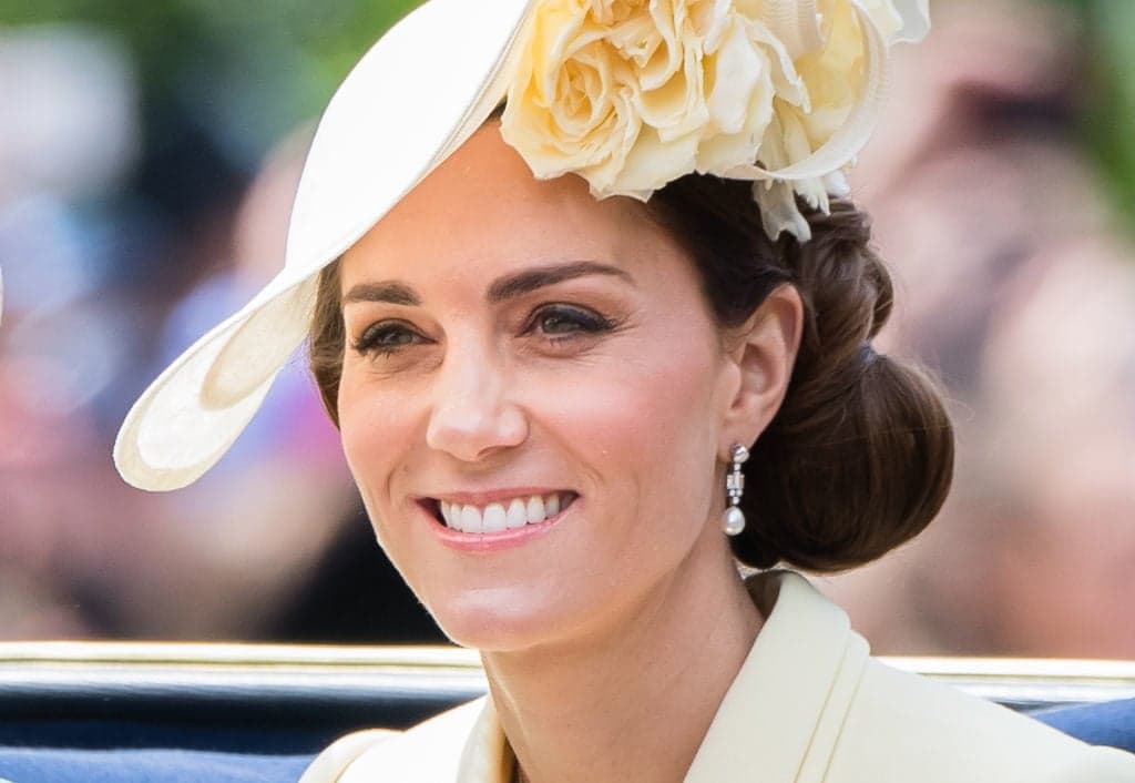 Após traição do Príncipe William, Kate Middleton tem quarta gravidez anunciada e deixa público sem acreditar