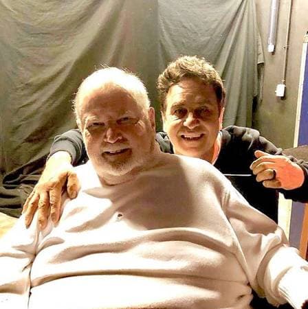 Jô Soares reaparece em clique raríssimo aos 81 anos ao lado de Frota e aparência é chocante Foto: Reprodução Jô Soares reaparece em clique raríssimo aos 81 anos ao lado de Frota e aparência é chocante Foto: Reprodução