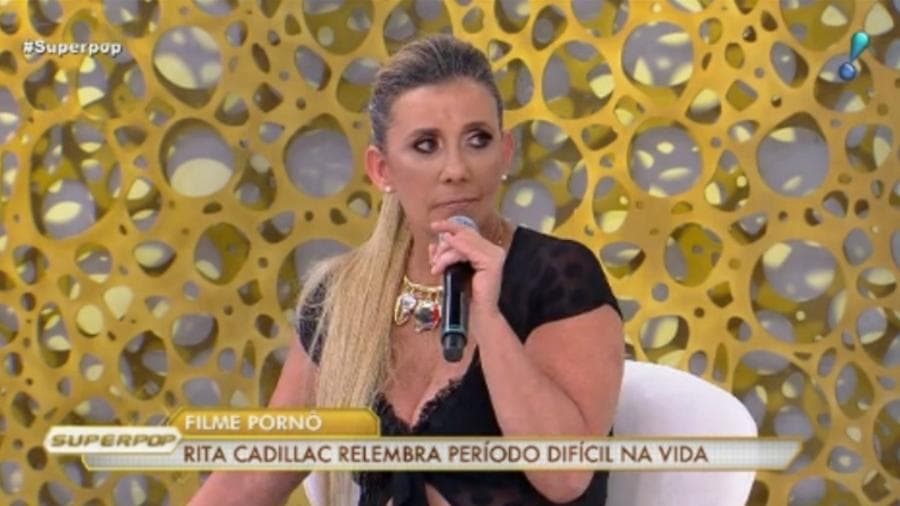 Rita Cadillac abriu o jogo e falou sobre filmes pornôs e prostituição (Foto: Reprodução/RedeTV) Rita Cadillac abriu o jogo e falou sobre filmes pornôs e prostituição (Foto: Reprodução/RedeTV)