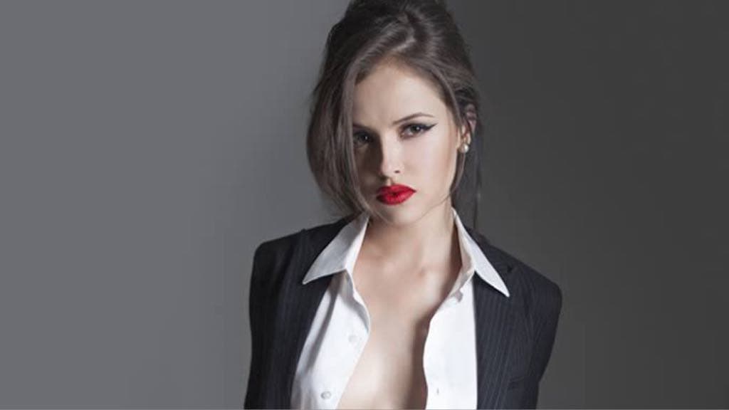 Josiane em A Dona do Pedaço, atacará mais uma vez como assassina (Imagem: Reprodução) Josiane em A Dona do Pedaço, atacará mais uma vez como assassina (Imagem: Reprodução)