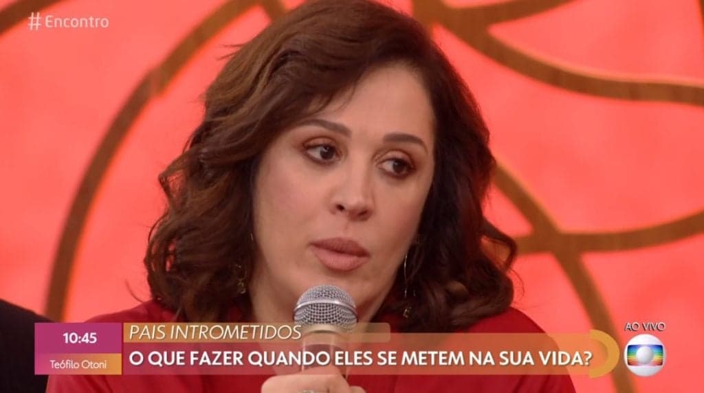 Claudia Raia faz confissão no Encontro, mas é desmascarada após envolvimento de Nicole Bahls com Enzo Celulari