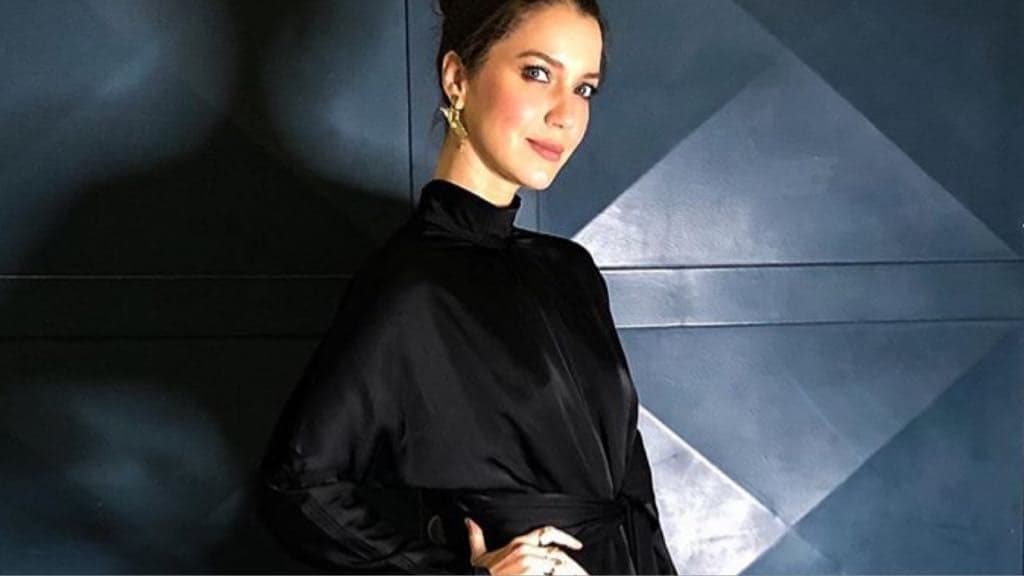 A atriz de A Dona do Pedaço da Globo, Nathalia Dill enfrenta transtorno em avião (Imagem: Instagram) A atriz de A Dona do Pedaço da Globo, Nathalia Dill enfrenta transtorno em avião (Imagem: Instagram)