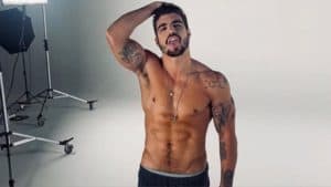 Caio Castro, ator de A Dona do Pedaço, da Globo (Imagem: Instagram)