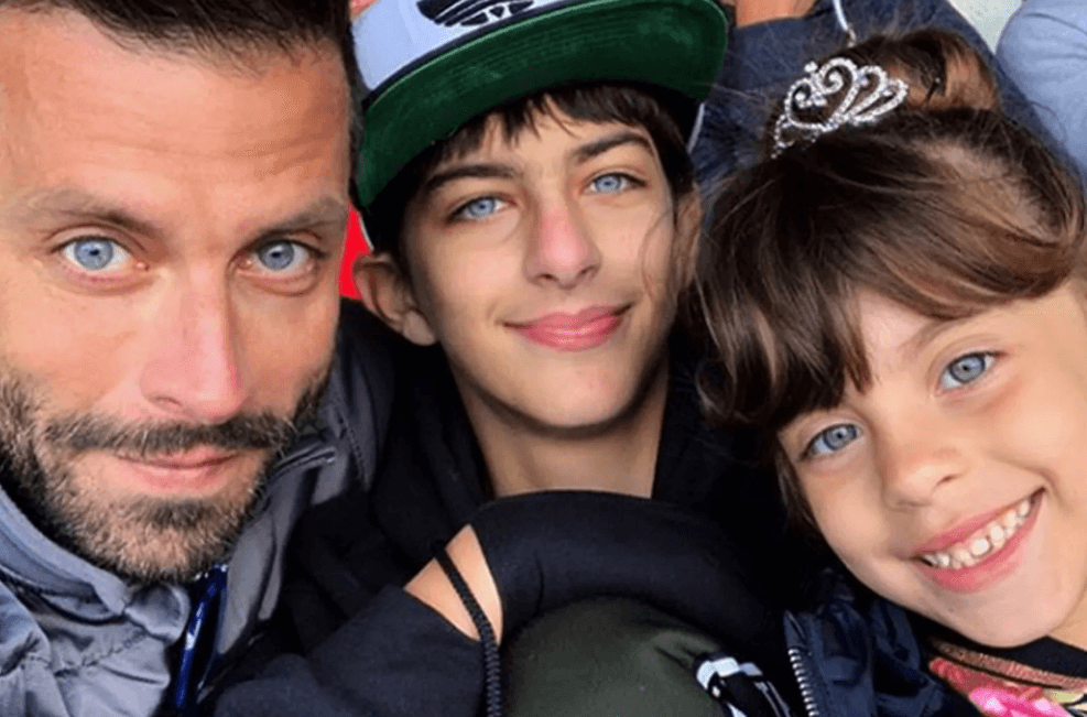 Henri Casteli anuncia novo filho mesmo solteiro e deixa fãs em choque