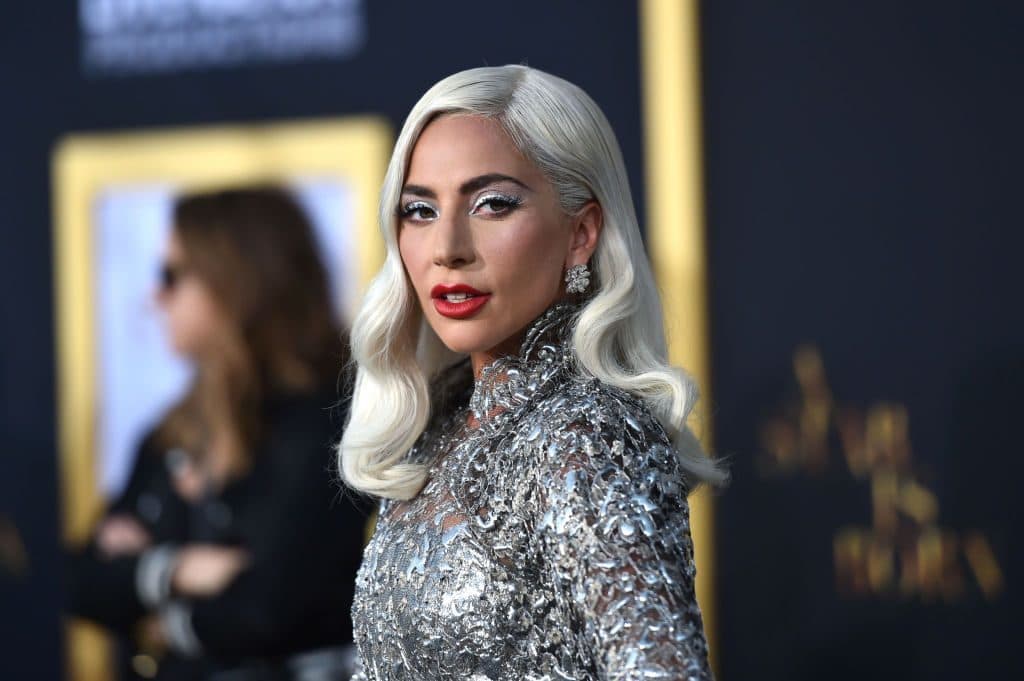 Lady Gaga é acusada de plágio pela música Shallow e situação polêmica vem à tona