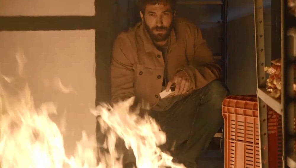 Rael em cena da novela das 21h da Globo, A Dona do Pedaço (Foto: Reprodução) Rael em cena da novela das 21h da Globo, A Dona do Pedaço (Foto: Reprodução)
