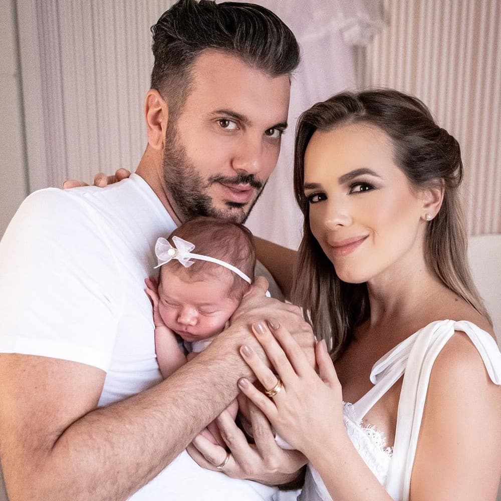 Thaeme com a família (Foto: Reprodução / Instagram) Thaeme com a família (Foto: Reprodução / Instagram)