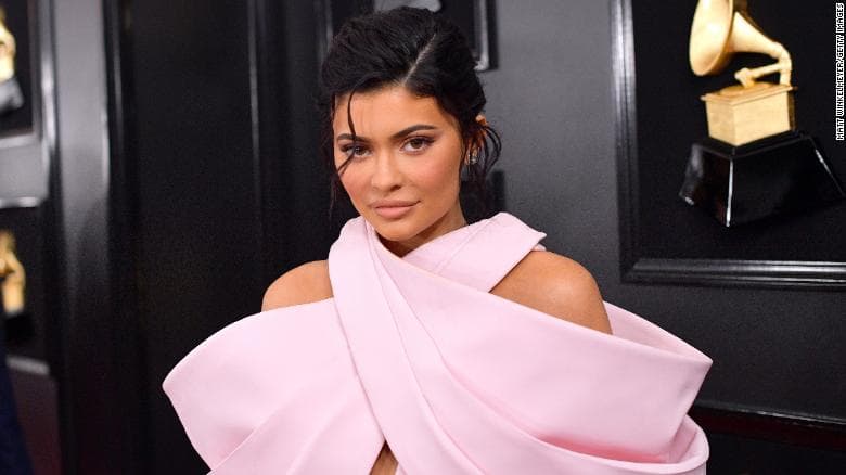 Kylie Jenner concede entrevista e faz revelações sobre sua vida sexual (Foto: Reprodução) Kylie Jenner concede entrevista e faz revelações sobre sua vida sexual (Foto: Reprodução)