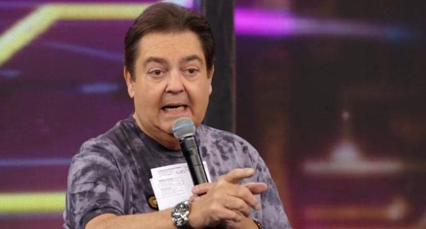 Faustão joga podres no ventilador dos bastidores da Globo e deixa público incrédulo: "Ninho de cobra"