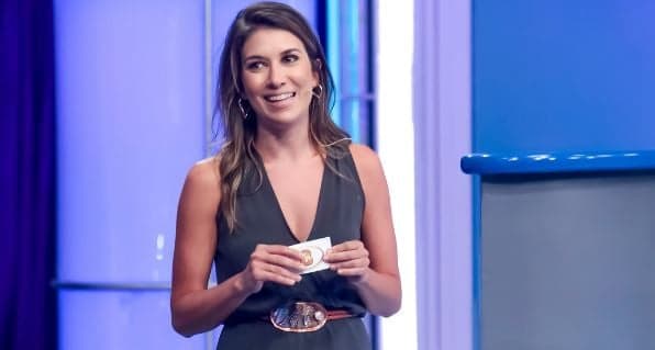 Rebeca Abravanel já foi humilhada no SBT (Foto: Reprodução/Twitter) Rebeca Abravanel já foi humilhada no SBT (Foto: Reprodução/Twitter)