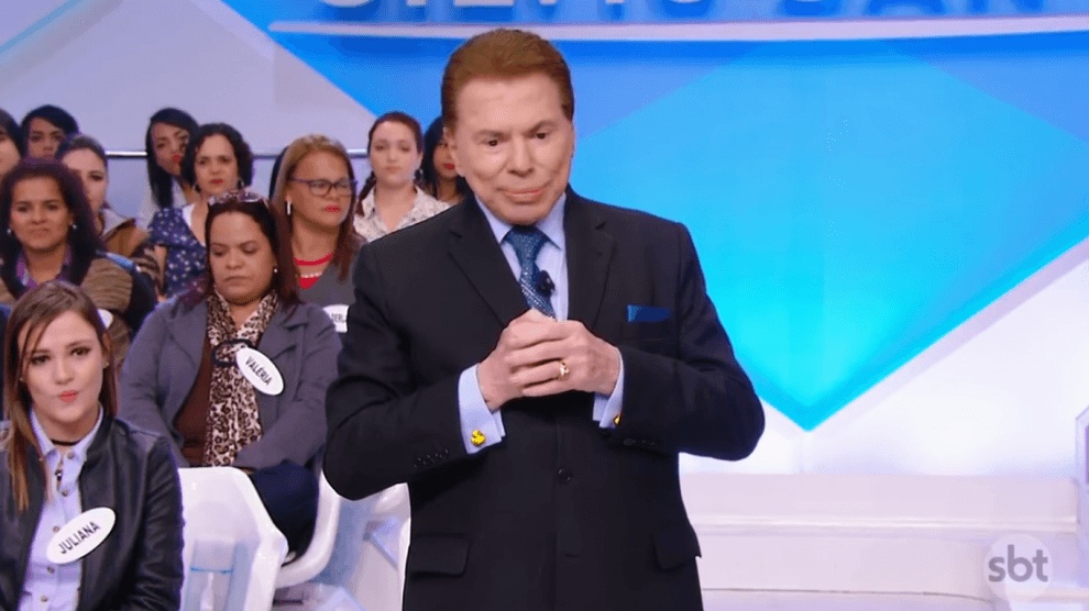 Silvio Santos é esculachado ao exibir concurso de crianças com pouca roupa e eleger melhor corpo