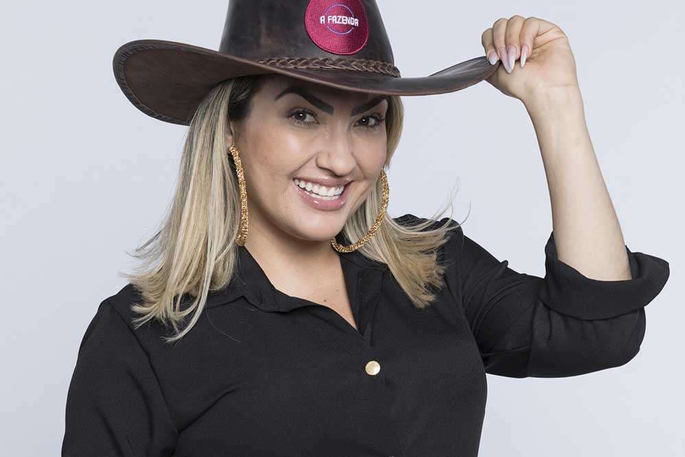 http://tvfoco.uai.com.br/wp-content/uploads/2015/05/Daniela-Mercury.jpg