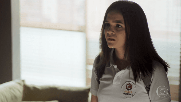 Cássia (Mel Maia) rejeitará pai gay em A Dona do Pedaço (Foto: Reprodução/Globo) Cássia (Mel Maia) rejeitará pai gay em A Dona do Pedaço (Foto: Reprodução/Globo)