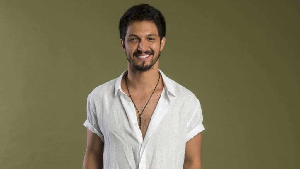 Romulo Estrela se derrete por colega da Globo e dispara: "Um dos mais bonitos que já vi na vida"