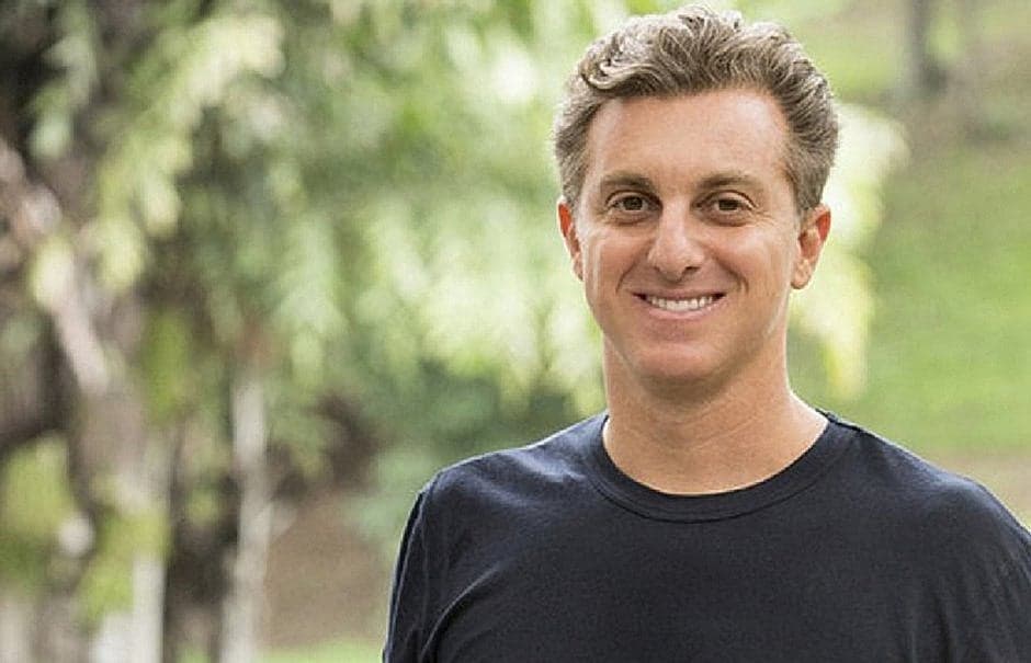 O apresentador Luciano Huck trabalha com uma possível candidatura à presidência em 2022 (Foto: Divulgação) O apresentador Luciano Huck trabalha com uma possível candidatura à presidência em 2022 (Foto: Divulgação)