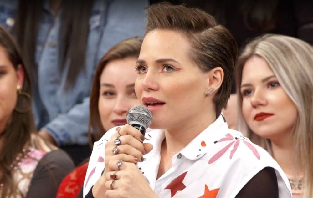 Letícia Colin é pega de surpresa com gravidez inesperada e toma decisão a respeito do filho