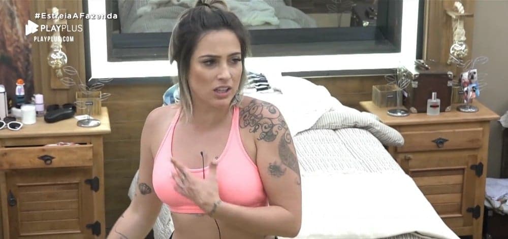 A Fazenda 2019: Tati Dias, rival de Andrea, vira primeira fazendeira e programa tem reviravolta