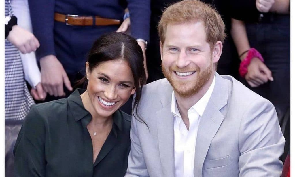 Príncipe Harry e Meghan Markle têm saída da realeza anunciada e motivo polêmico causa espanto