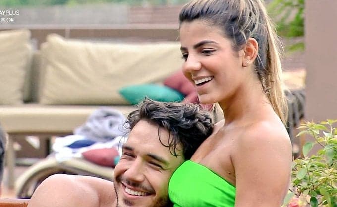 Lucas e Hariany se apaixonaram em A Fazenda (Reprodução/R7) Lucas e Hariany se apaixonaram em A Fazenda (Reprodução/R7)