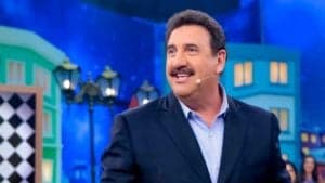O apresentador do SBT e queridinho de Silvio Santos, Ratinho surpreendeu ao compartilhar uma foto ao lado de Datena (Reprodução/Instagram) O apresentador do SBT e queridinho de Silvio Santos, Ratinho surpreendeu ao compartilhar uma foto ao lado de Datena (Reprodução/Instagram)