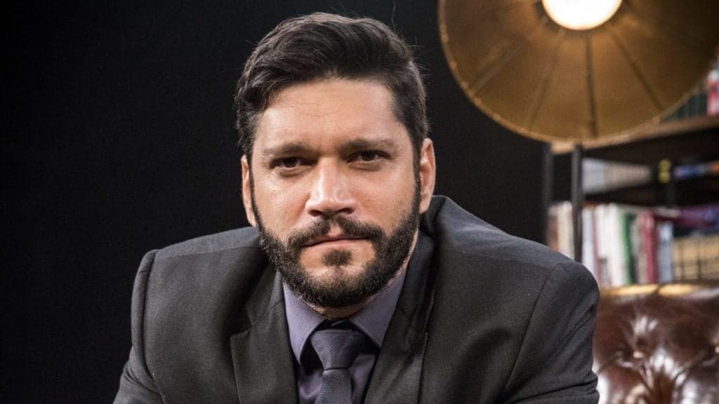 Armando Babaioff causa transtorno em gravação de Bom Sucesso e revolta toma conta: "Show de estrelismo"