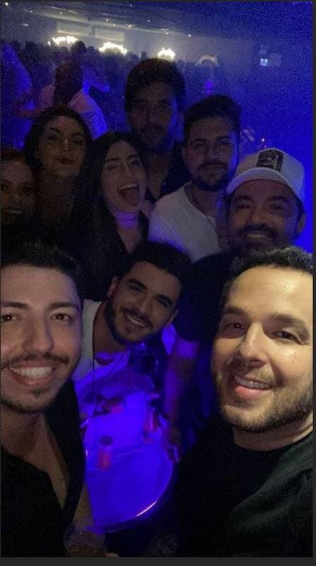 Fernando Zor ao lado dos amigos (Foto: Reprodução/Instagram) Fernando Zor ao lado dos amigos (Foto: Reprodução/Instagram)