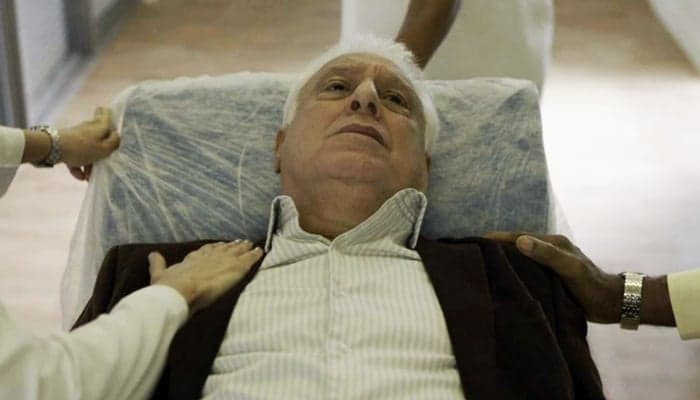 Alberto morre em Bom Sucesso (Foto: Reprodução/Globo) Alberto morre em Bom Sucesso (Foto: Reprodução/Globo)