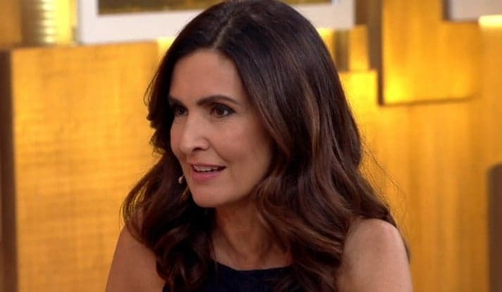Sem limites! Fátima Bernardes abusa de transparência e corpão deixa público perplexo