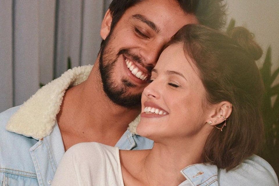 Rodrigo Simas descarta casamento com Agatha Moreira e confessa: "Não temos esse sonho"