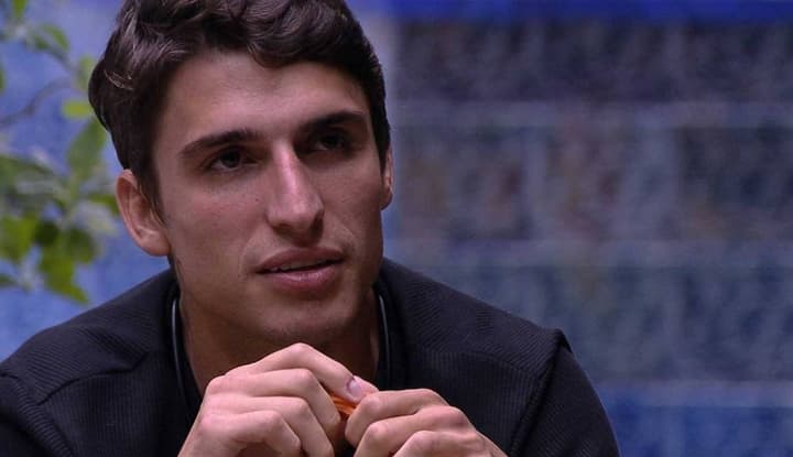 Felipe Prior tem acusação grave de estupro, mas dá a volta por cima, atinge milhões e supera até quem não acreditava