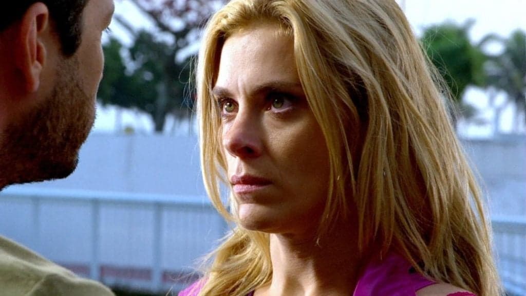 Fina Estampa: Pavorosa, Teodora cobra 5 milhões para vender o próprio filho