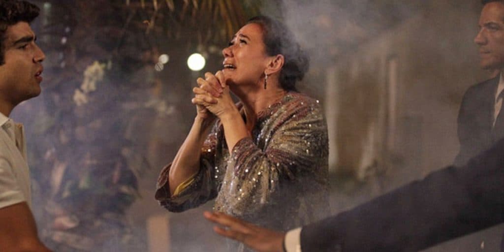Fina Estampa: Tereza Cristina toca o terror com incêndio na casa de Griselda e Amália vira vítima