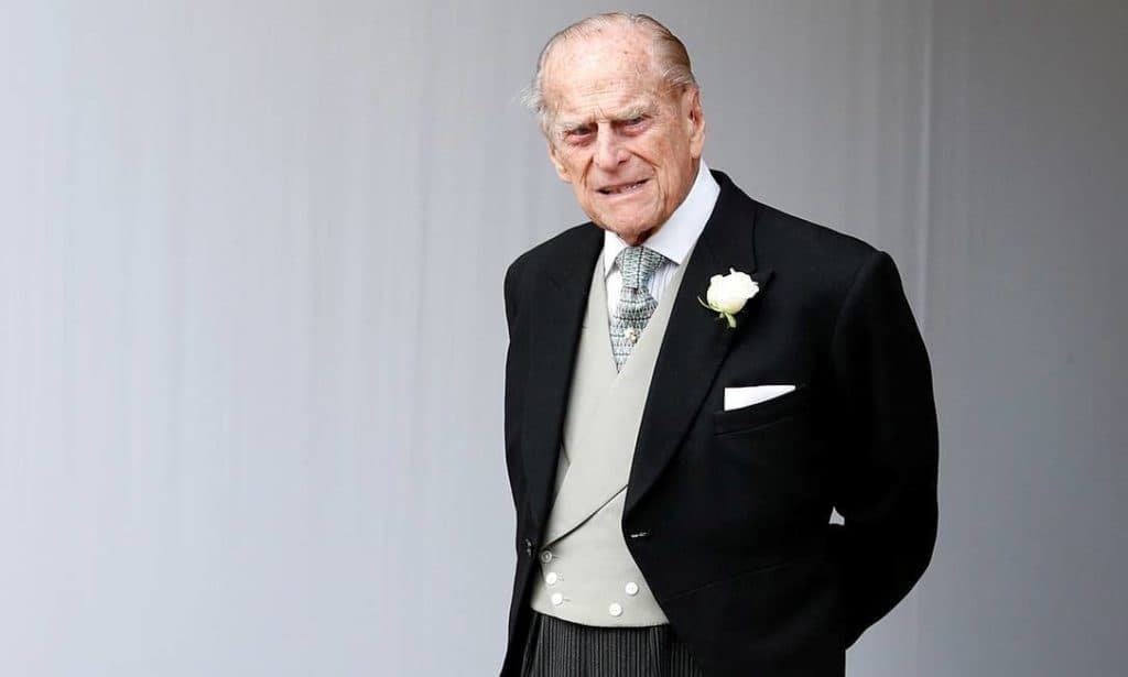 Príncipe Philip, esposo de Elizabeth II, celebra 99 anos com saúde invejável: "de ferro"
