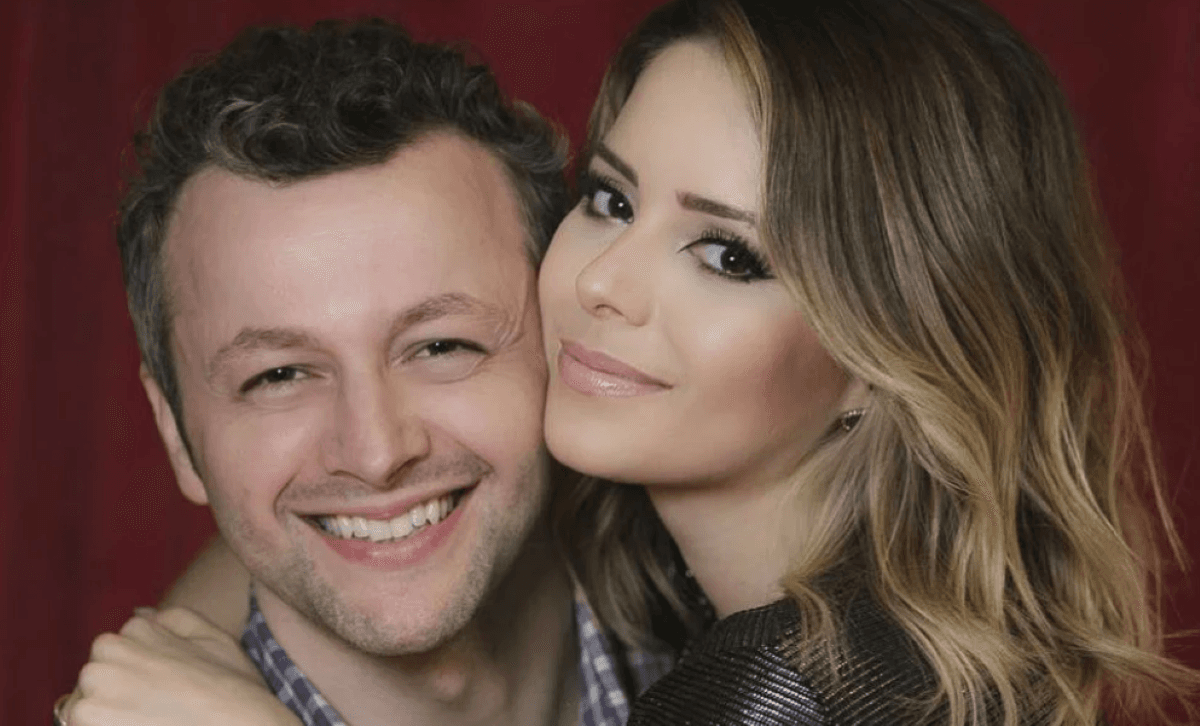Lucas Lima e Sandy protegem o filho dos holofotes (Foto: Reprodução) Lucas Lima e Sandy protegem o filho dos holofotes (Foto: Reprodução)