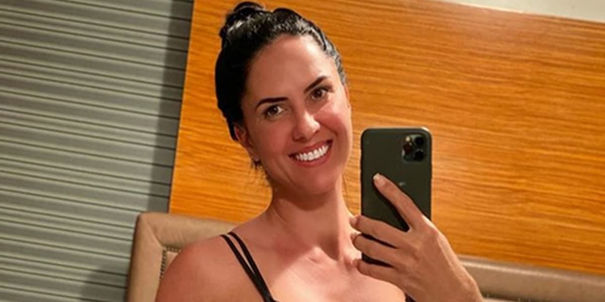 Graciele apareceu em foto ousada nas redes sociais (Imagem: Reprodução) Graciele apareceu em foto ousada nas redes sociais (Imagem: Reprodução)