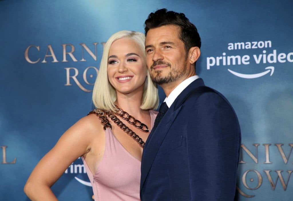 Orlando Bloom, noivo de Katy Perry, revela como o primeiro flerte entre ele e a musa aconteceu: "pisquei para ela"