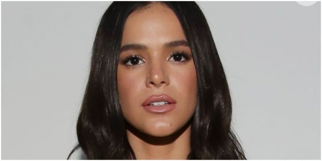 Bruna Marquezine, tida como amante de cantor, dá basta, confessa relação e envolve atriz da Globo: "Tenho o e-mail"