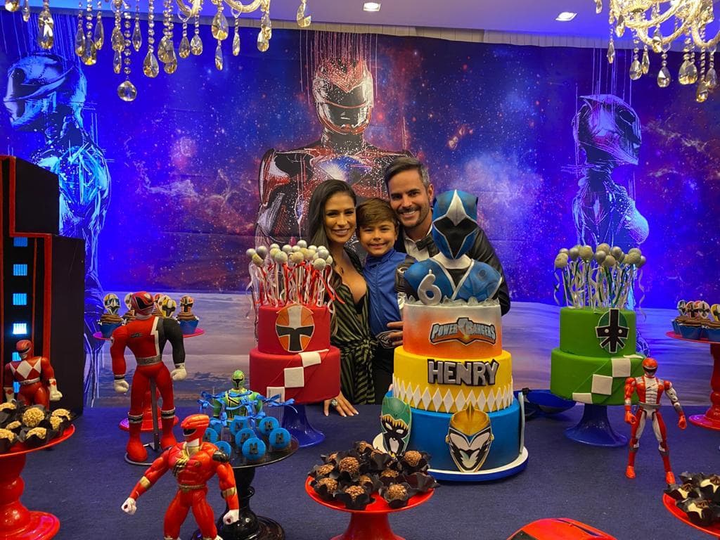 Simone comemora aniversário de Henry e sua segunda gestação!