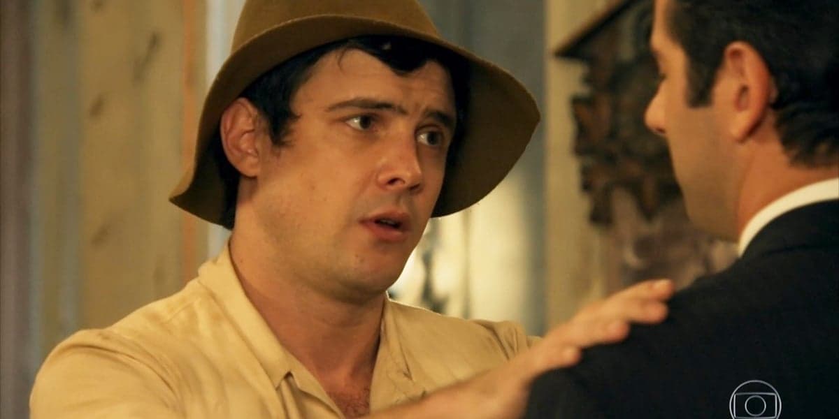 Sergio Guizé (Candinho) em cena de Eta Mundo Bom; reprise é um fenômeno de audiência (Foto: Reprodução/Globo) Sergio Guizé (Candinho) em cena de Eta Mundo Bom; reprise é um fenômeno de audiência (Foto: Reprodução/Globo)