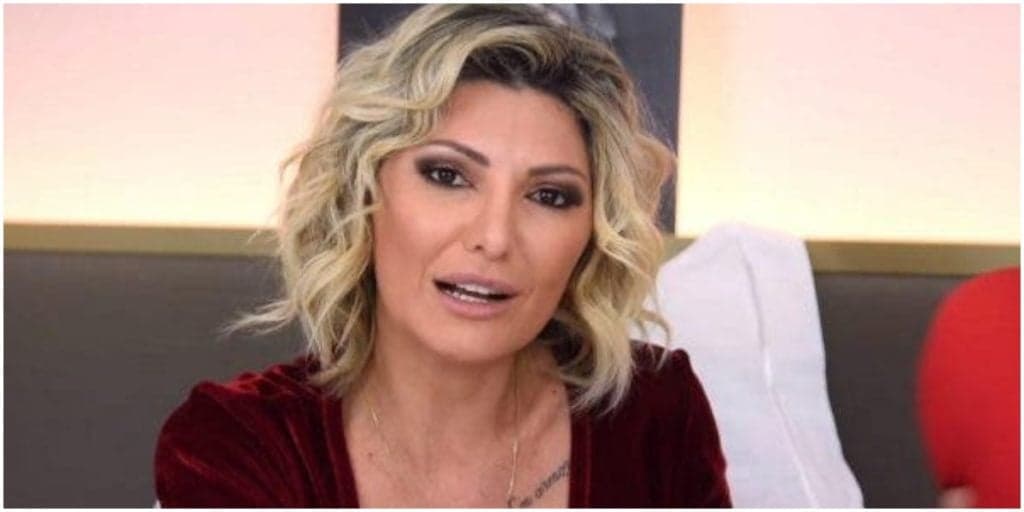 Antônia Fontenelle escandaliza com vídeo, escancara história de abandono e faz ameaça: "Cumpra pena máxima''