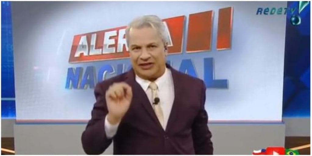 Sikêra pisoteia Globo ao vivo, arma plano destruidor contra a emissora e dá apelido humilhante para Bonner