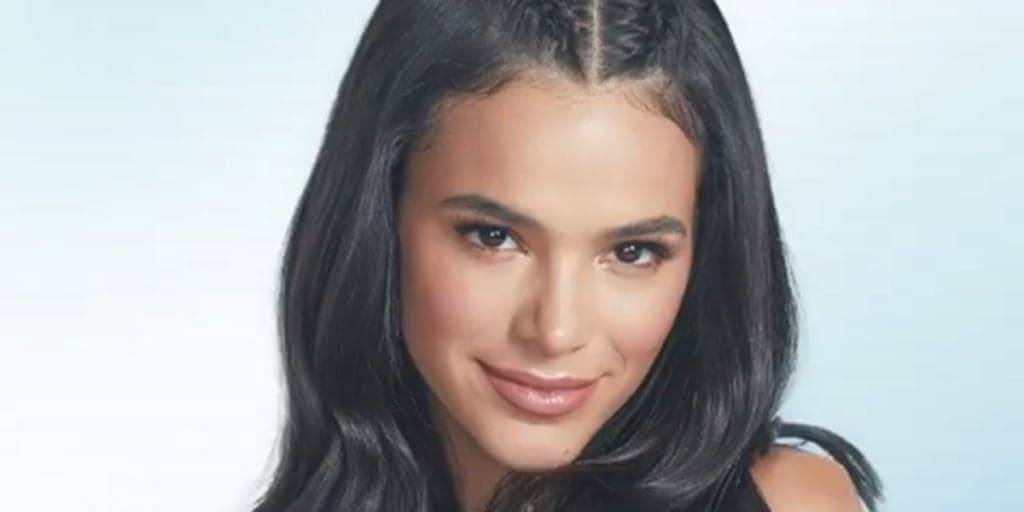 Não deixou barato! Bruna Marquezine homenageia irmã, recebe comentário preconceituoso e rebate
