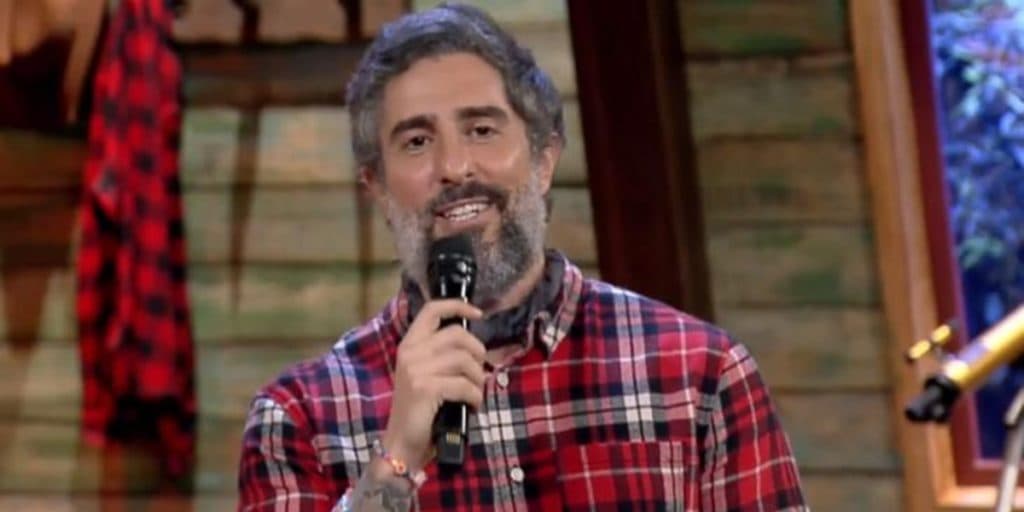 Marcos Mion desabafa sobre pressão para cortar participante em A Fazenda e reacende polêmica de Britto Junior: “Me senti mal”