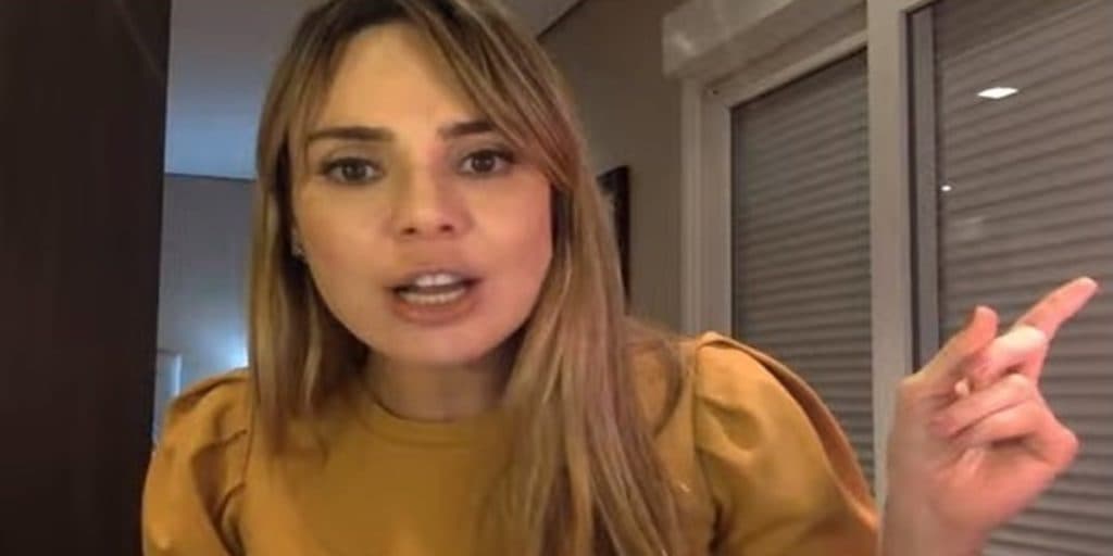Barraco! Rachel Sheherazade e Mara Maravilha batem boca em público: “Faz a vida um inferno”