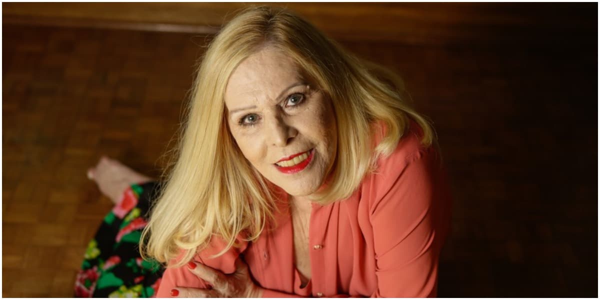 Filha da cantora falou sobre ser afastada da mãe (Foto: Reprodução) Filha da cantora falou sobre ser afastada da mãe (Foto: Reprodução)