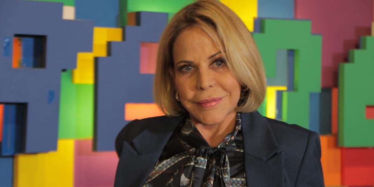 Claudete Troiano estreou o programa "Vou Te Contrar" (Foto: Divulgação/RedeTV!) Claudete Troiano estreou o programa "Vou Te Contrar" (Foto: Divulgação/RedeTV!)